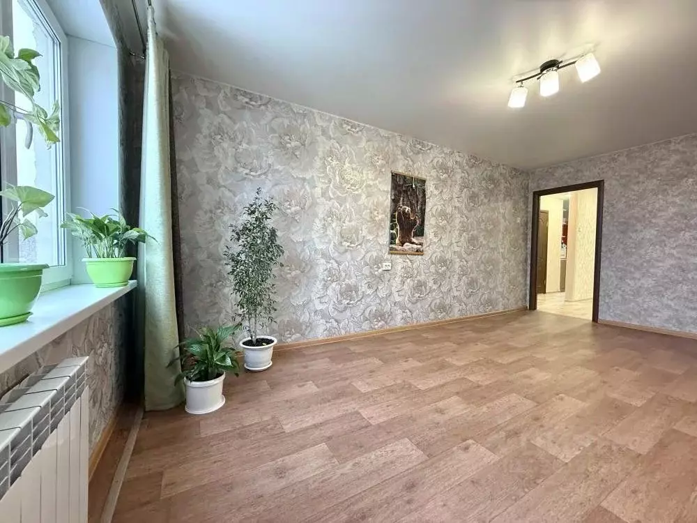 2-к кв. Хакасия, Саяногорск Саяногорск городской округ, ... - Фото 1