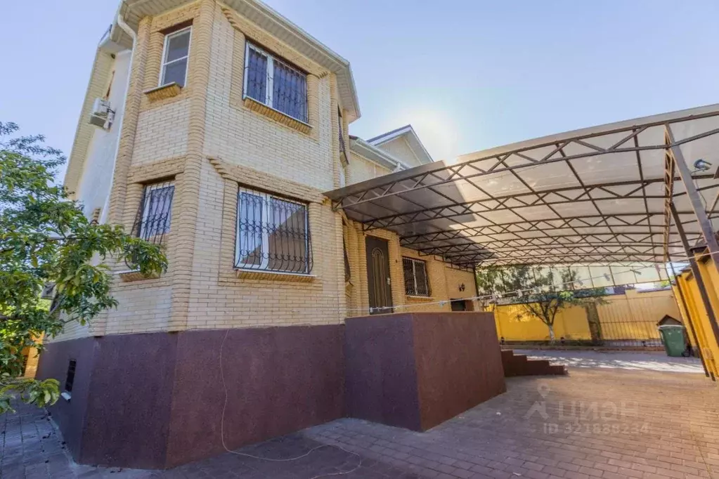 Дом в Ставропольский край, Ставрополь ул. Чехова, 27 (414 м) - Фото 1