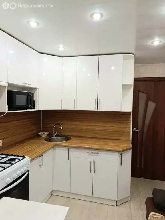 1-комнатная квартира: Сарапул, улица Седельникова, 144 (36 м) - Фото 1