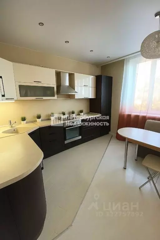 2-к кв. Санкт-Петербург ул. Бутлерова, 11к4 (72.5 м) - Фото 0