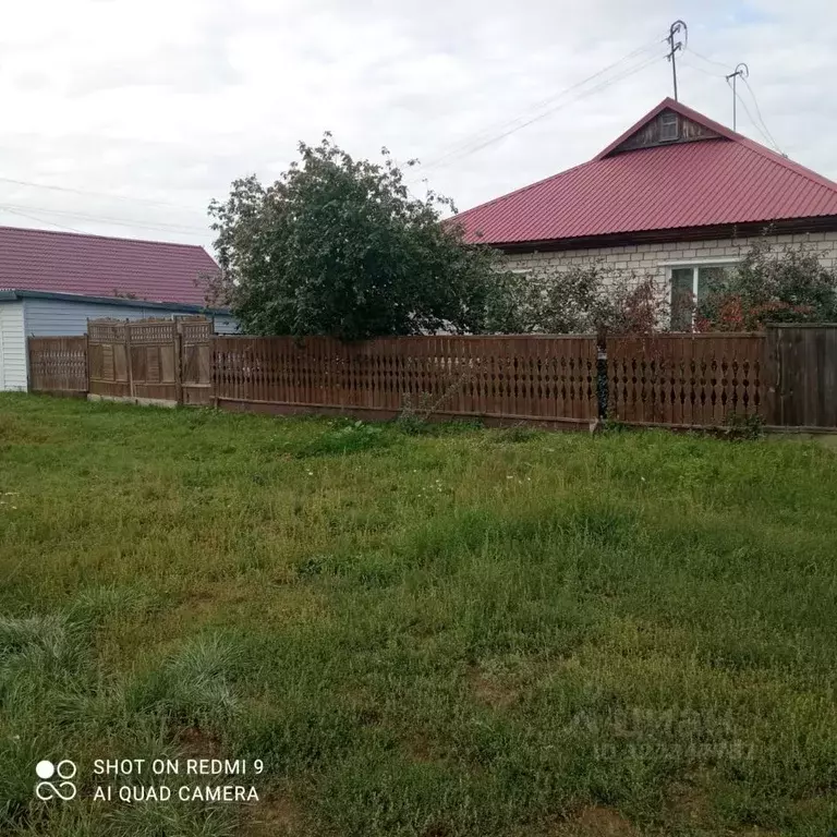 Дом в Алтайский край, Табунский район, с. Алтайское Кузбасская ул., 18 ... - Фото 1