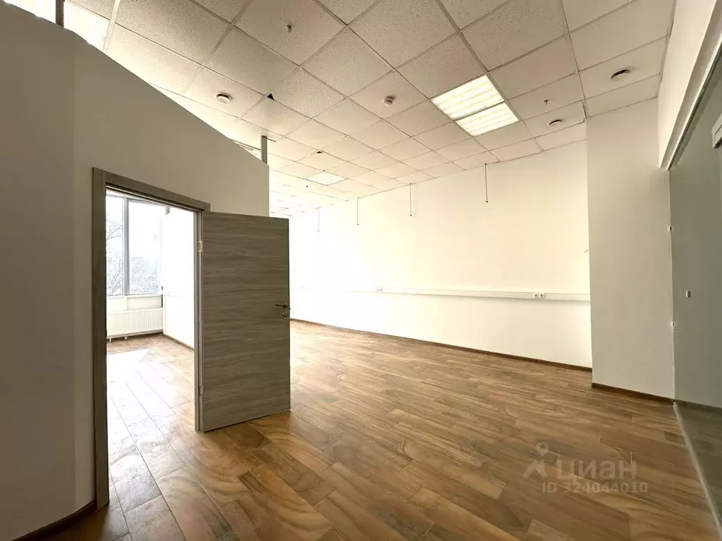 Офис в Московская область, Красногорск Ильинское ш., 1а (52 м) - Фото 2