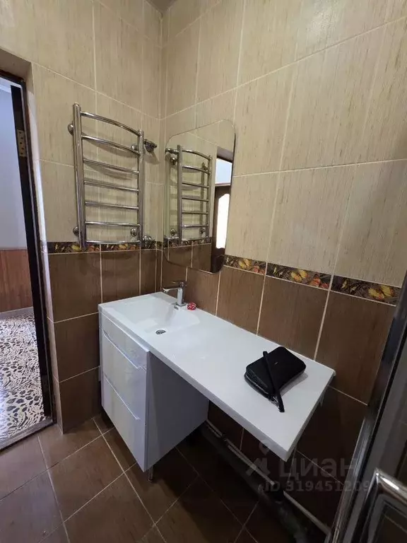 3-к кв. Крым, Симферополь ул. Болгарская, 20 (90.0 м) - Фото 0