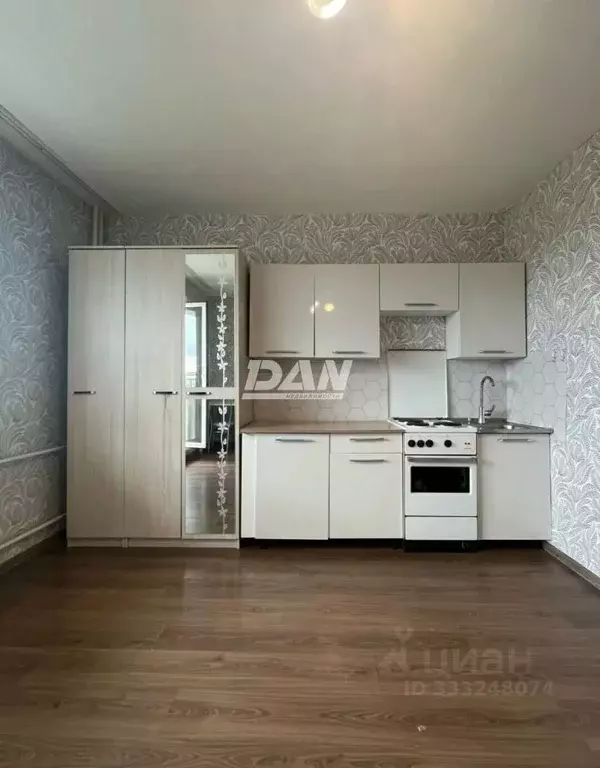 Студия Челябинская область, Челябинск ул. Петра Столыпина, 19 (24.7 м) - Фото 1