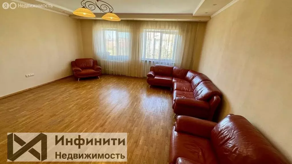 4-комнатная квартира: Ставрополь, улица Серова, 279А (140 м) - Фото 1