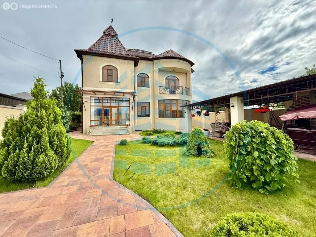 Дом в станица Ессентукская, Бригадная улица, 15 (228.3 м) - Фото 1