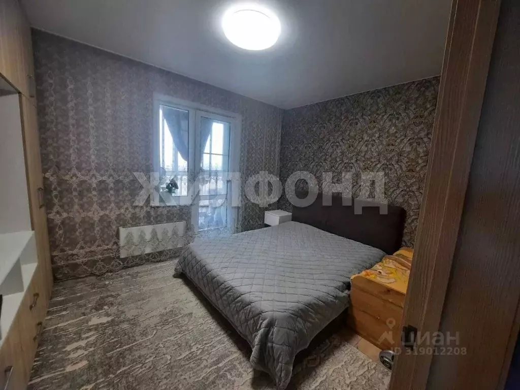 2-к кв. Новосибирская область, Новосибирск ул. Александра Чистякова, ... - Фото 0
