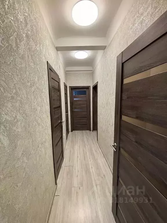2-к кв. Бурятия, Улан-Удэ Коммунистическая ул., 41 (60.0 м) - Фото 1