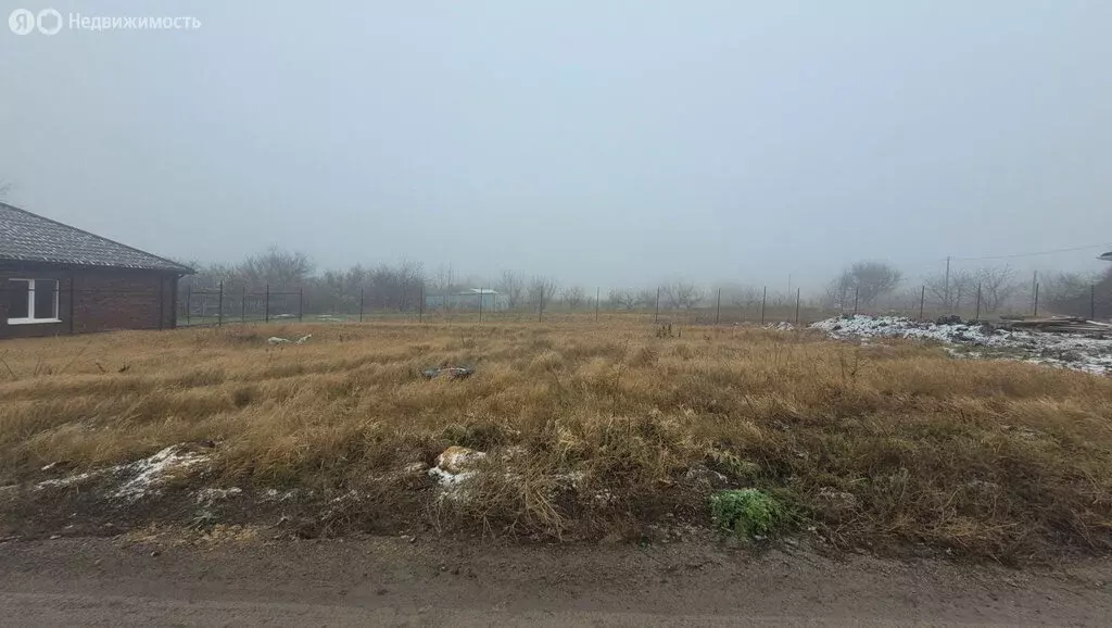 Участок в хутор Александровка, Коммунистическая улица (6 м) - Фото 0