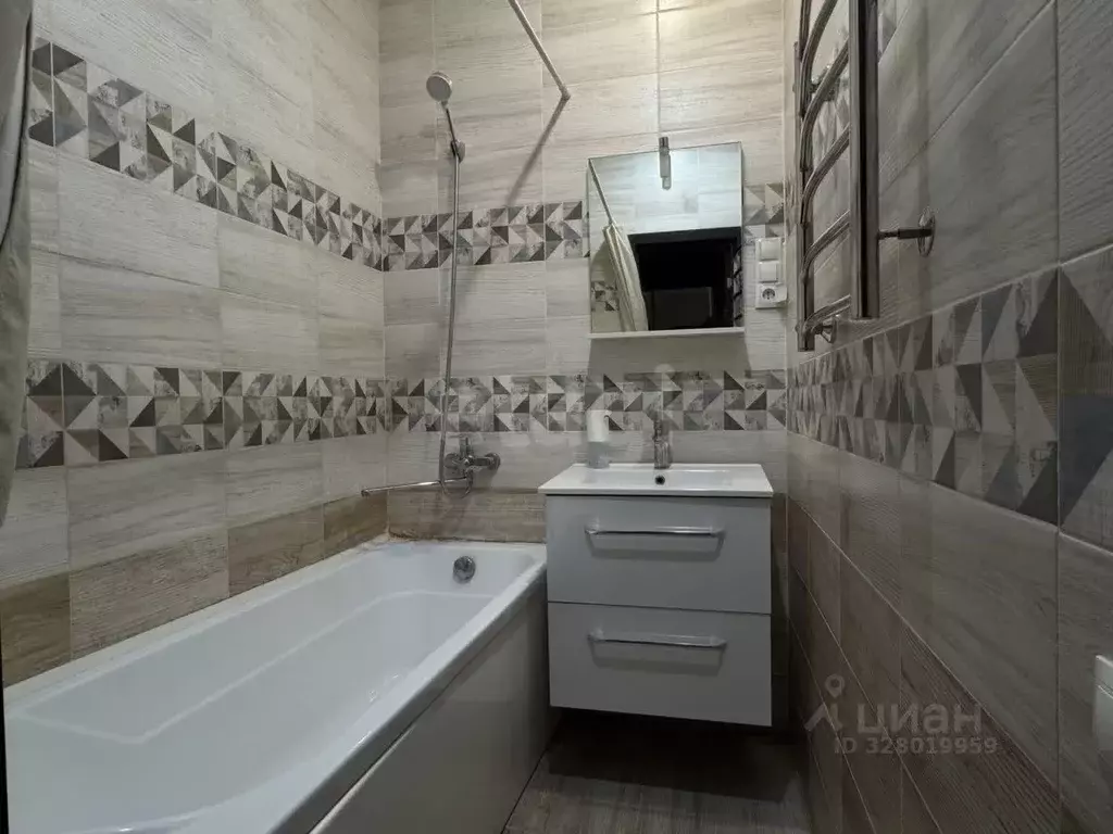 1-к кв. Калужская область, Калуга ул. Хорошая, 4 (43.1 м) - Фото 0