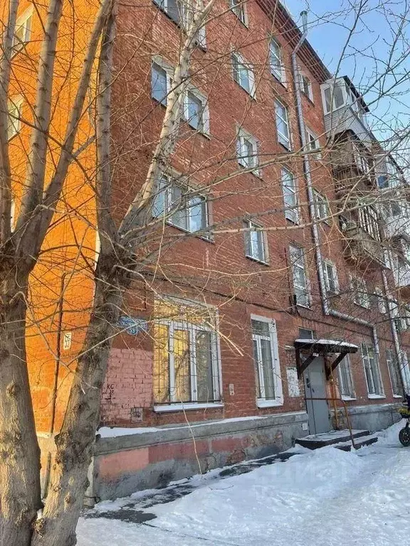 2-к кв. Омская область, Омск просп. Космический, 55 (45.9 м) - Фото 2