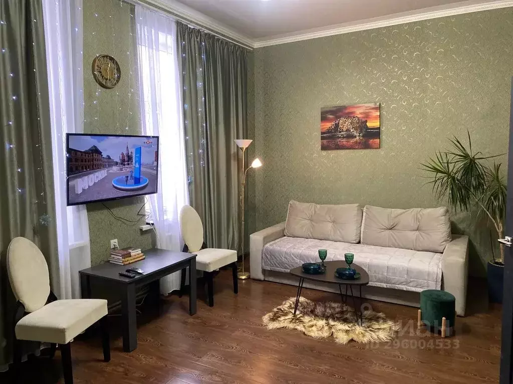 2-к кв. Калининградская область, Черняховск ул. Суворова, 12 (55.0 м) - Фото 0