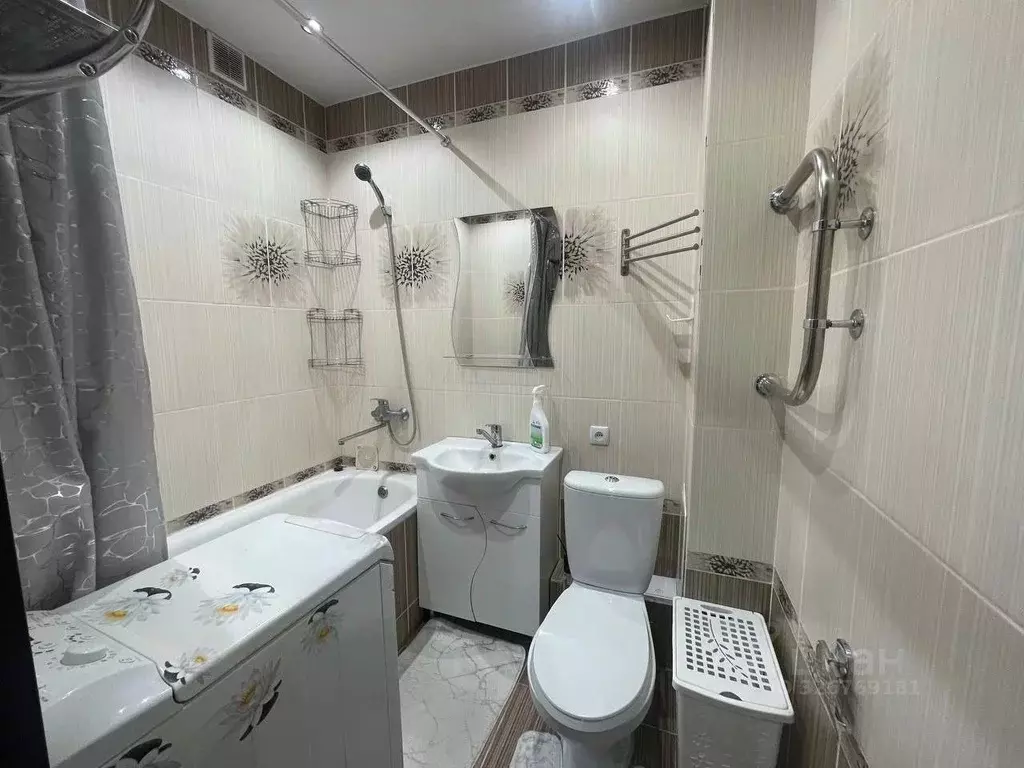 1-к кв. Татарстан, Казань ул. Зур Урам, 1К (45.0 м) - Фото 2