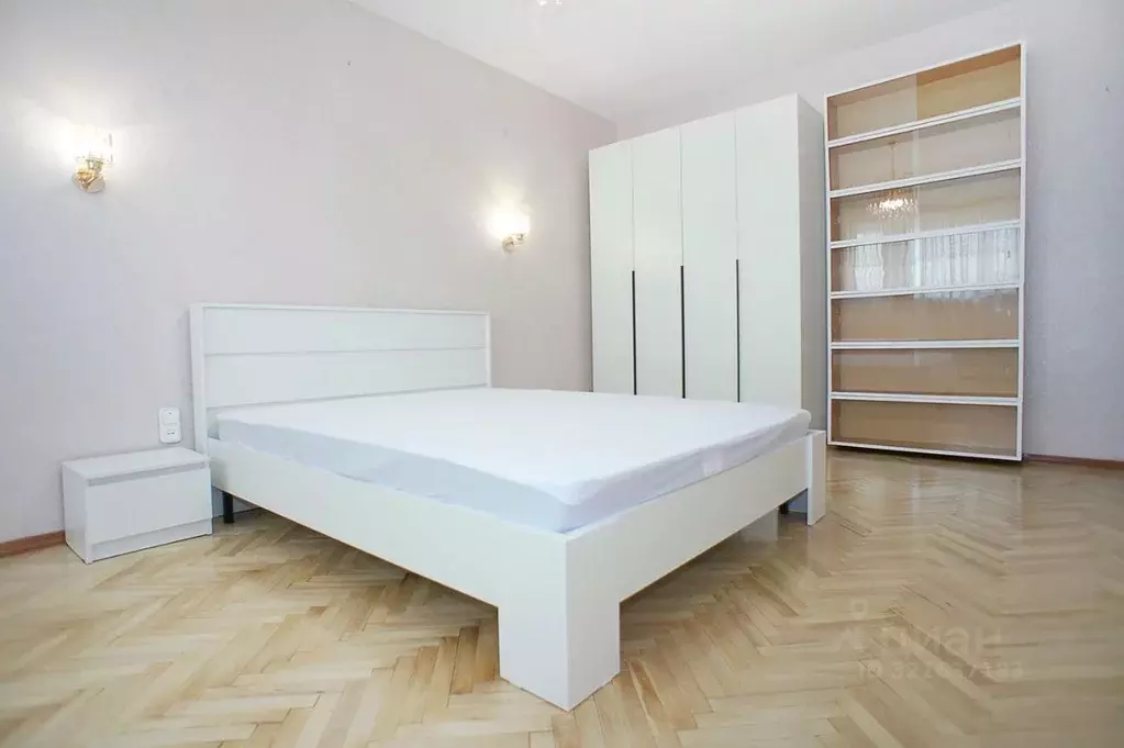 3-к кв. Москва ул. Академика Капицы, 32К1 (77.0 м) - Фото 0