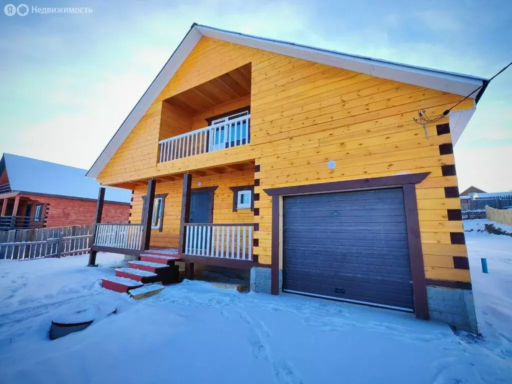 Дом в Урик, улица Юрия Гагарина (220 м) - Фото 1