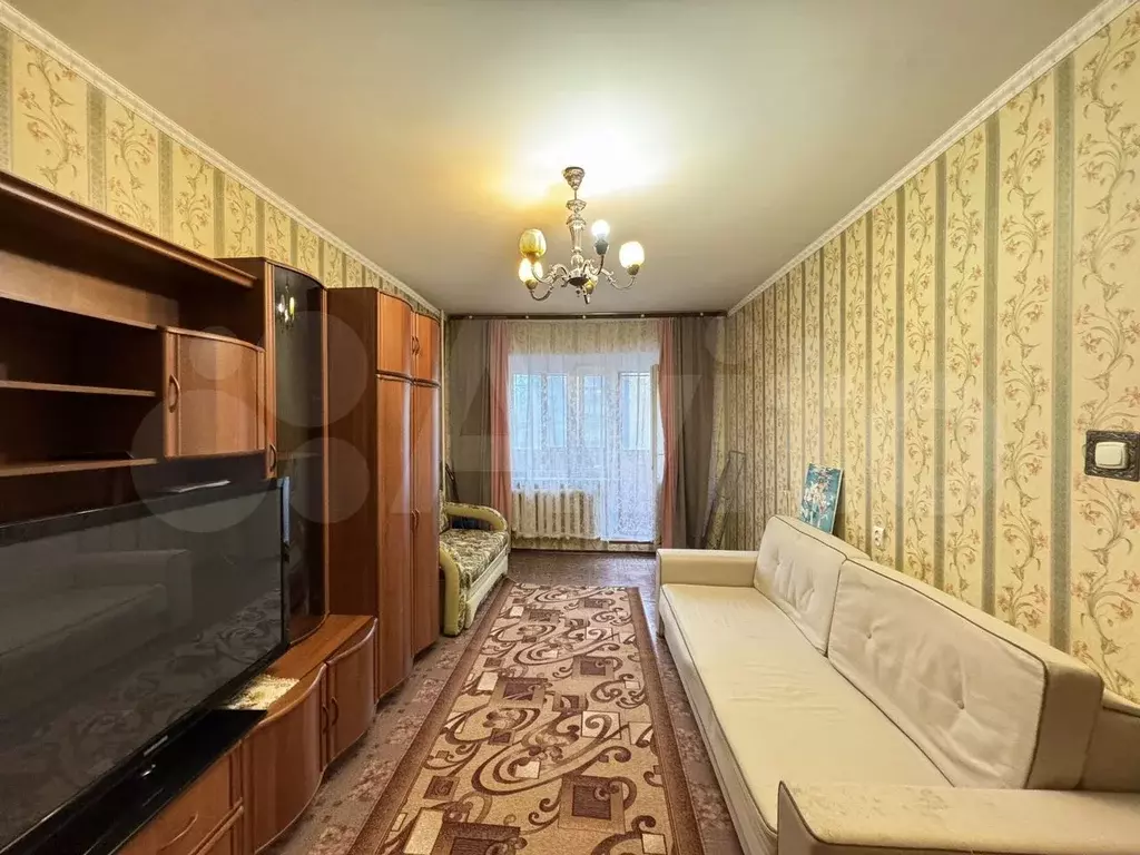 2-к. квартира, 55 м, 2/9 эт. - Фото 0