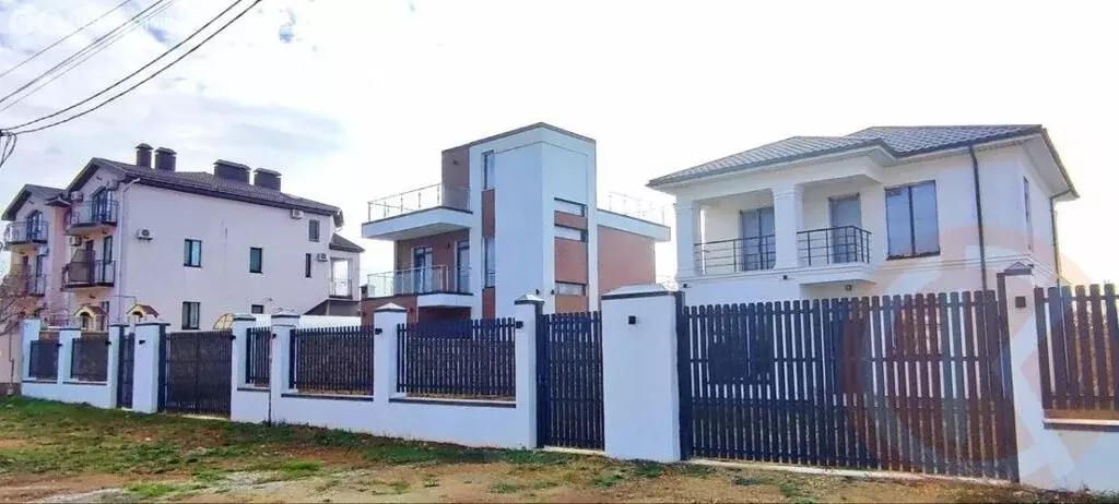 Дом в Заозёрное, Тенистая улица (190 м) - Фото 2