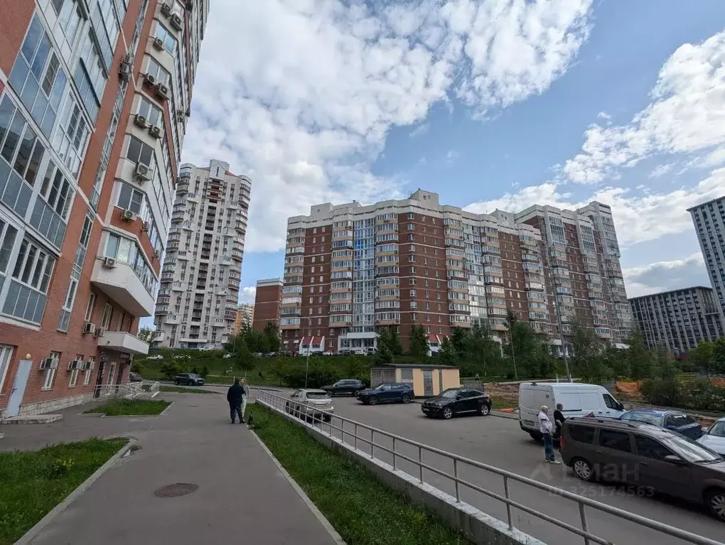 Торговая площадь в Москва Мосфильмовская ул., 53 (194 м) - Фото 2