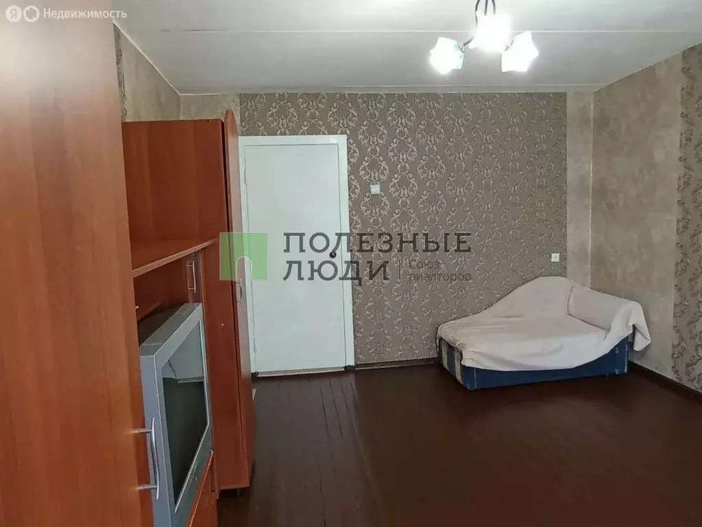 1-комнатная квартира: Ижевск, улица Тимирязева, 1 (35 м) - Фото 1