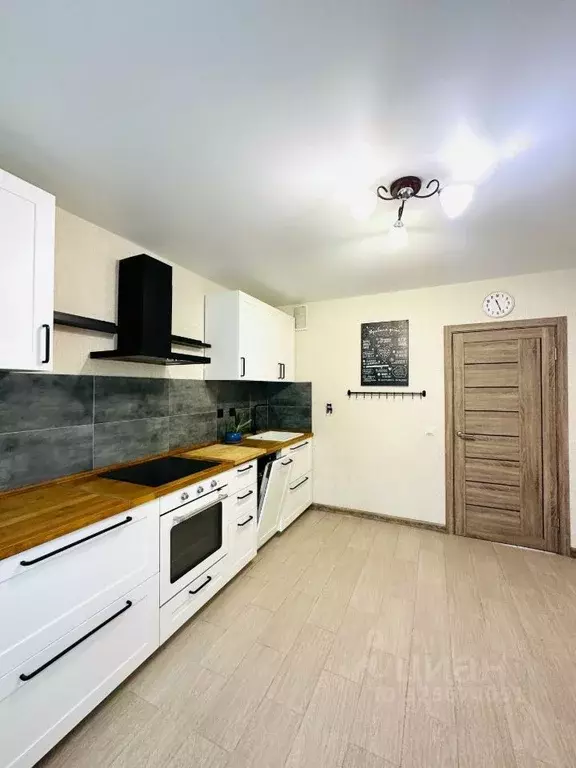 3-к кв. Ростовская область, Батайск ул. Половинко, 280/3к1 (75.0 м) - Фото 0