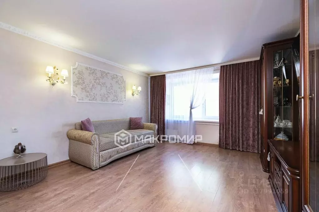 2-к кв. Новосибирская область, Новосибирск ул. Шевченко, 35 (66.3 м) - Фото 0