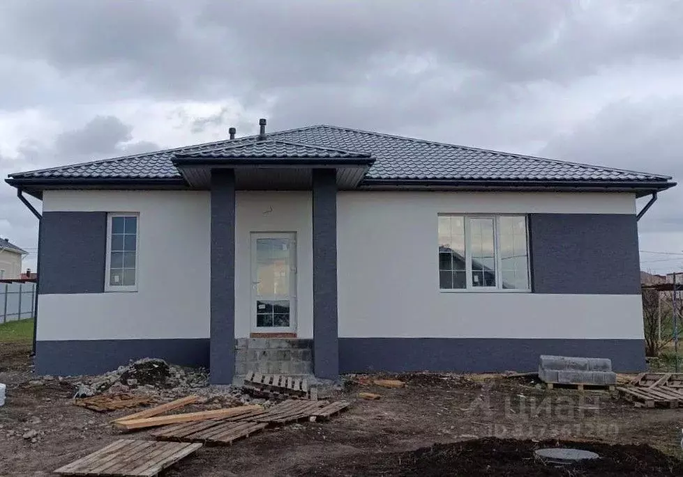 Дом в Белгородская область, Белгородский район, с. Стрелецкое, ... - Фото 0