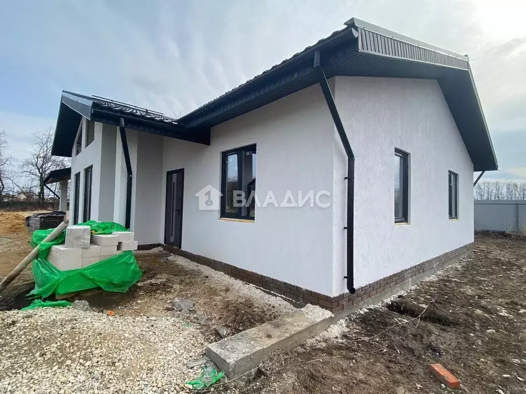 Дом в Рязанская область, Рязанский район, Вышгородское с/пос, с. ... - Фото 2