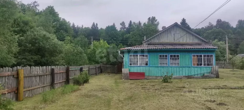 Дом в Калужская область, Думиничи городское поселение, Думиничи ж/д_ст ... - Фото 0