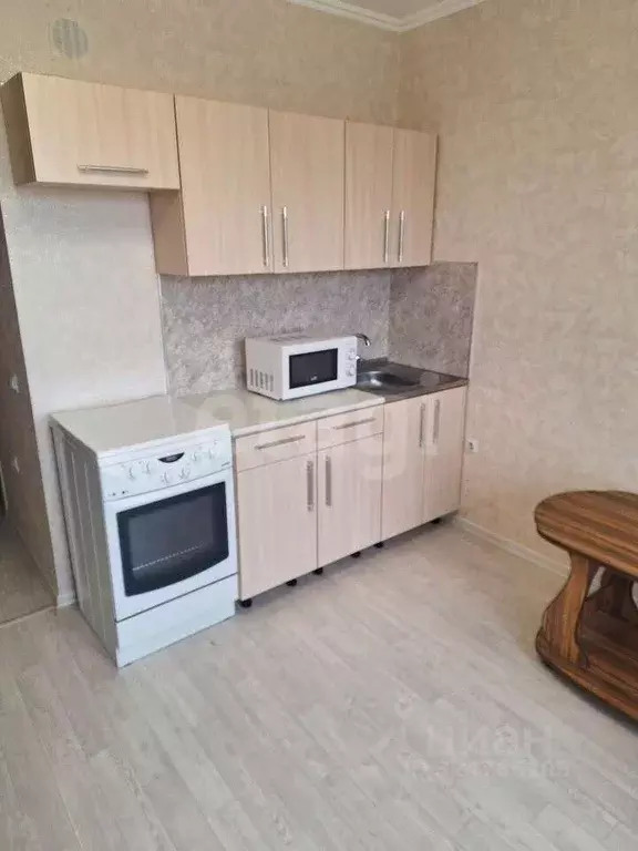 Студия Тюменская область, Тюмень Интернациональная ул., 199 (21.0 м) - Фото 1