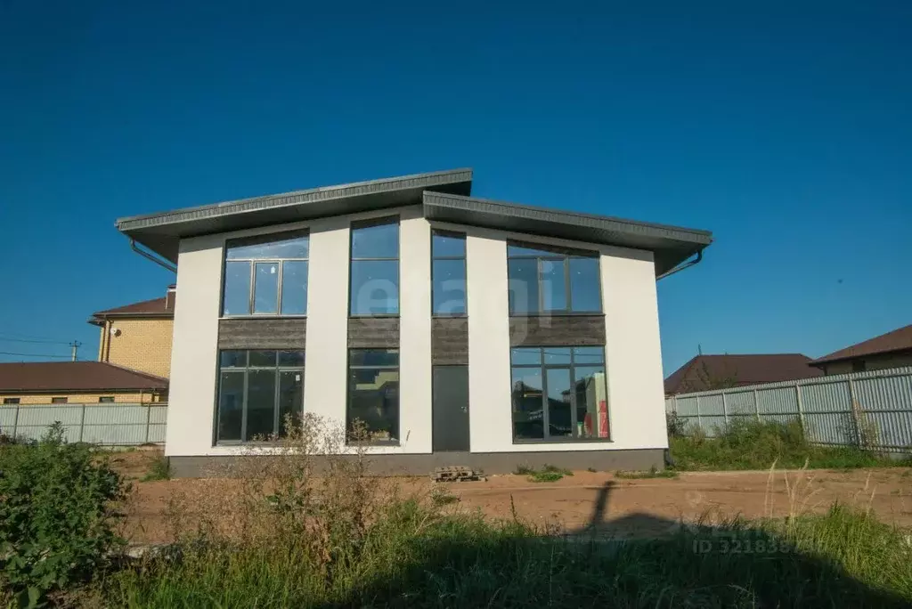 Дом в Ульяновская область, Ульяновск ул. Землякова, 14 (182 м) - Фото 0