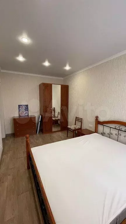 2-к. квартира, 70 м, 9/9 эт. - Фото 1