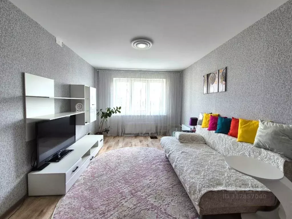 2-к кв. Омская область, Омск ул. 21-я Амурская, 77 (61.0 м) - Фото 1