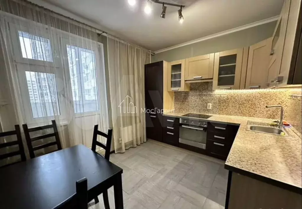 2-к. квартира, 60 м, 12/25 эт. - Фото 0