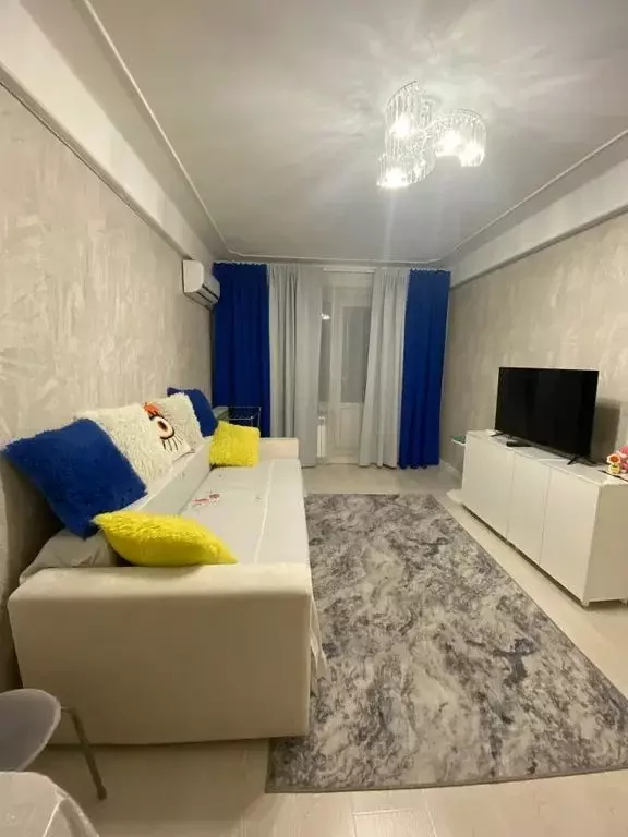 2-к кв. Дагестан, Махачкала ул. Каримова, 8 (33.0 м) - Фото 1