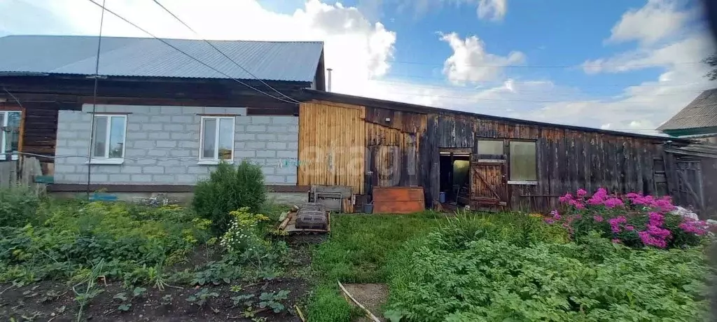 Дом в Свердловская область, Красноуфимский район, д. Приданниково ... - Фото 0