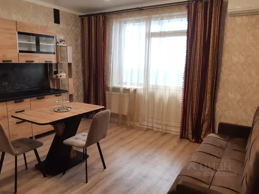 Студия Ростовская область, Ростов-на-Дону, Нахичевань ул. 26-я Линия, ... - Фото 1