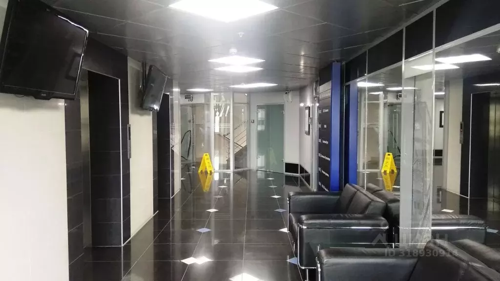 Офис в Свердловская область, Екатеринбург ул. Белинского, 83 (42 м) - Фото 1