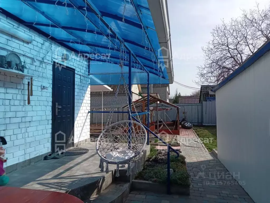 Дом в Волгоградская область, Волгоград Красноозерная ул. (99 м) - Фото 1