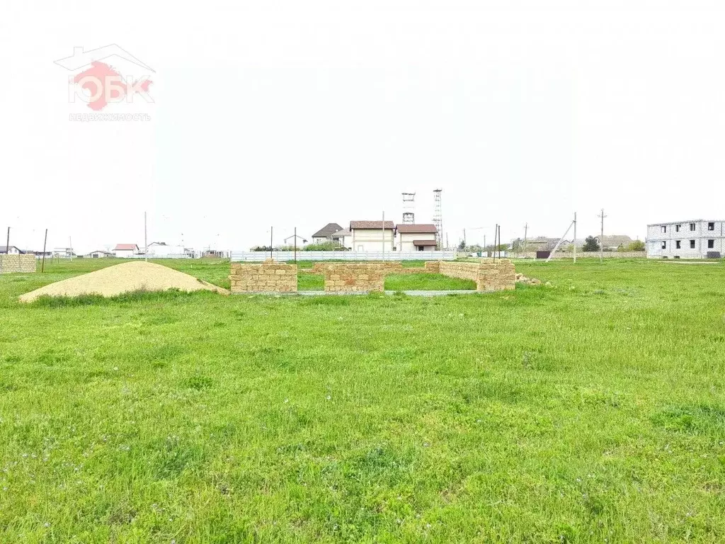 Участок в Крым, Сакский район, с. Молочное  (6.38 сот.) - Фото 1