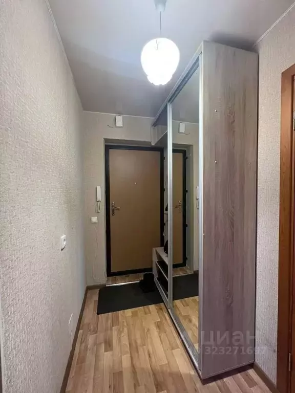 1-к кв. Кировская область, Киров Солнечная ул., 45 (39.0 м) - Фото 2