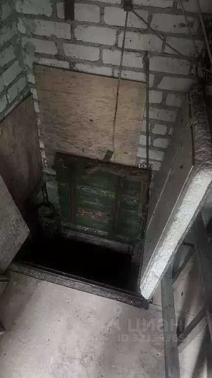 Гараж в Кировская область, Киров ул. Ленина, 15 (10 м) - Фото 1