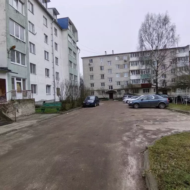 3-к кв. Брянская область, Навля рп ул. Красных Партизан, 33/1 (97.0 м) - Фото 2