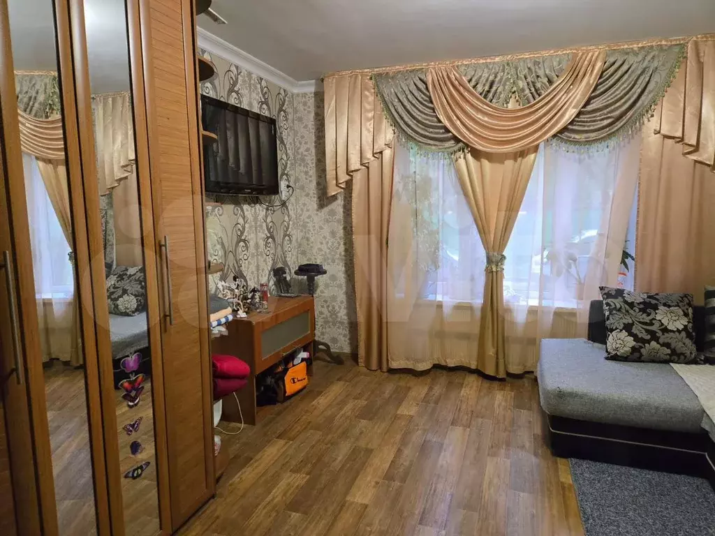 Комната 18 м в 2-к., 1/9 эт. - Фото 1