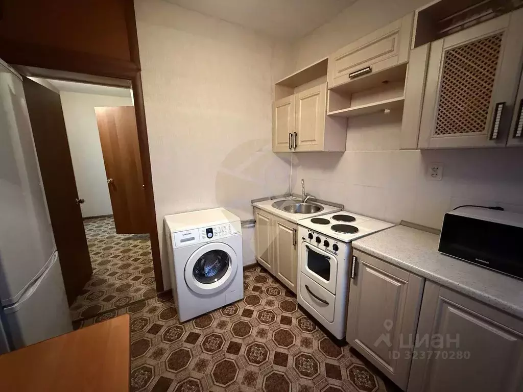 1-к кв. Белгородская область, Старый Оскол Ольминского мкр, 5 (39.6 м) - Фото 2