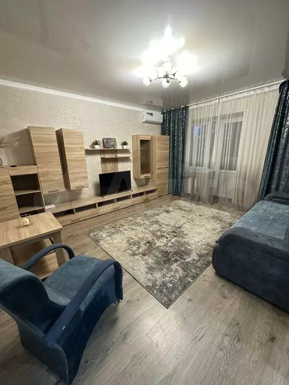 1-к. квартира, 50 м, 2/4 эт. - Фото 0