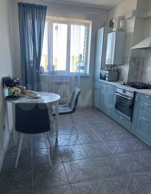 2-к. квартира, 65 м, 4/4 эт. - Фото 1