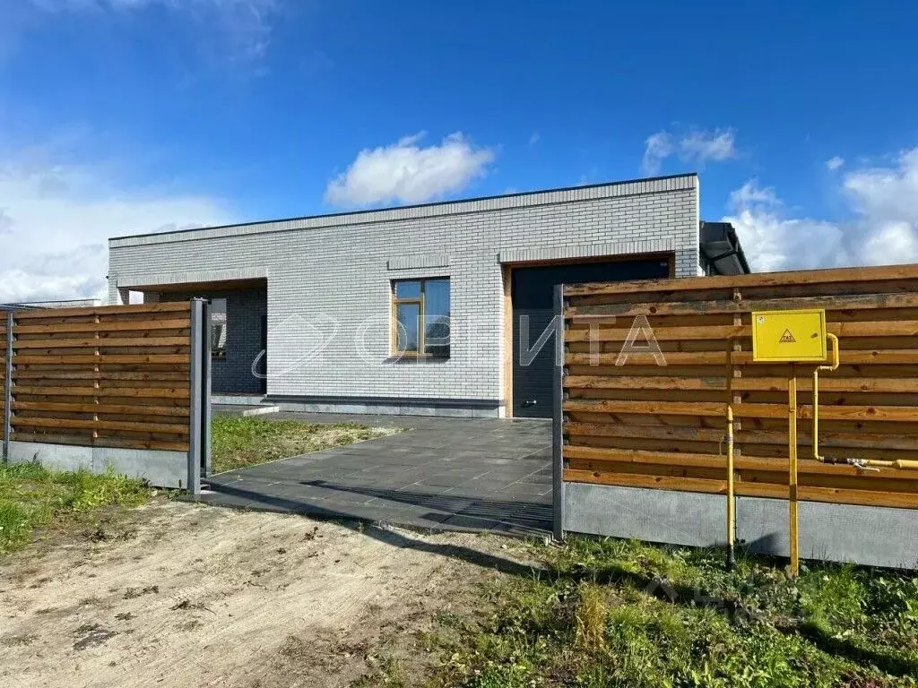 Дом в Тюменская область, Тюмень ул. Андрея Огибалова (152 м) - Фото 1