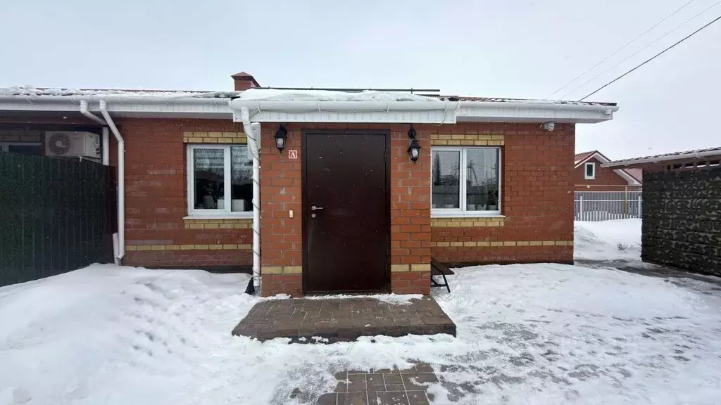 Таунхаус в Самарская область, Ставропольский район, с. Ягодное ул. ... - Фото 2