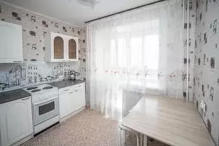 1-к. квартира, 37 м, 8/10 эт. - Фото 0