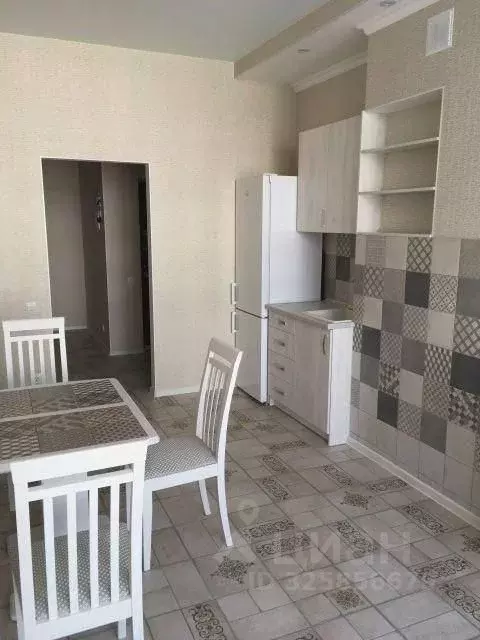 1-к кв. Крым, Симферополь пер. Смежный, 10к2А (50.0 м) - Фото 2